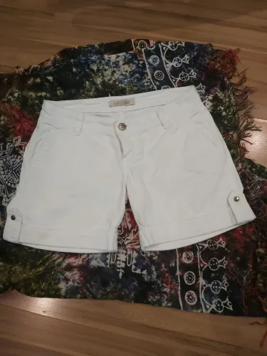 Shorts branco perfeito