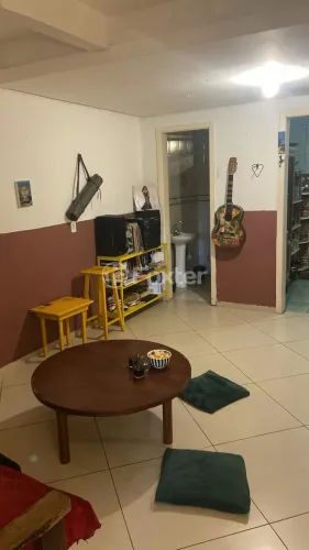 Casa em Condomínio à venda Avenida Mãe Apolinária Matias Batista, Morro Santana - Porto Al