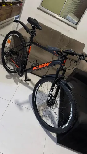 Bicicleta KSW Equipada.