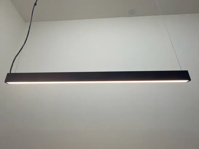 PENDENTE LED LINEAR QUATRO FOCOS 3000K