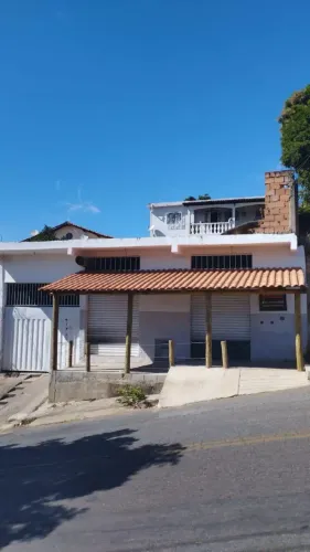 Casa à venda, 3 quartos, 1 vaga, Novo Horizonte - Ibirité/MG