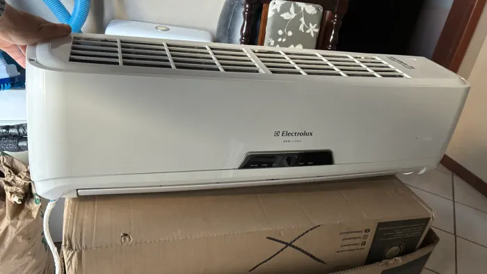 Split condensadora 12mil btus Electrolux