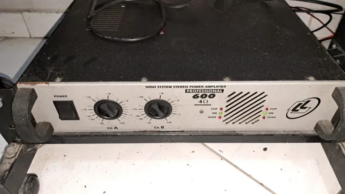 Potência de som 600 watts