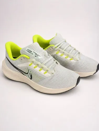 Nike Air Zoom Pegasus