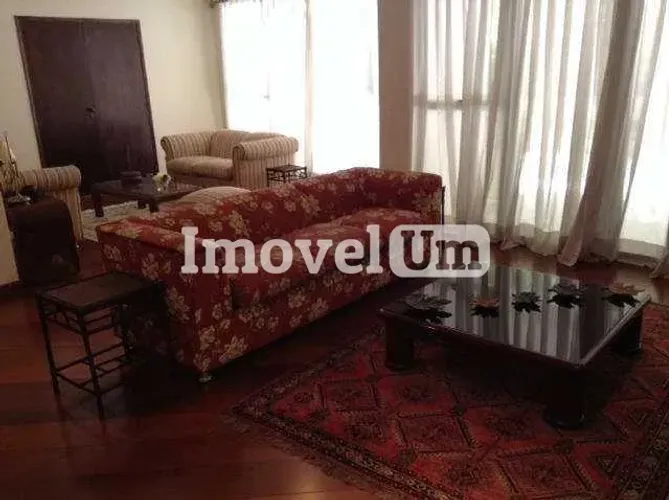 Vila Madalena | Casa 3 quartos, sendo 2 suites