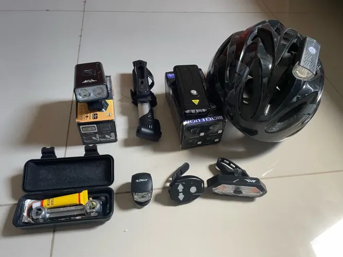 Lanterna e acessórios para bike