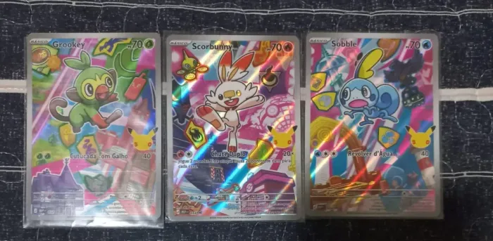 Cartinha Trio de Galar Parceiros Iniciais Grookey Sobble Scorbunny Pokemon TCG Carta
