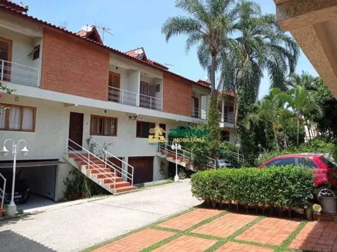 Sobrado em Condomínio na Vila Augusta