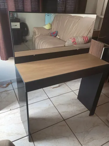 Penteadeira / escrivaninha
