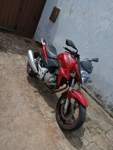 Vendo CB 300 2013