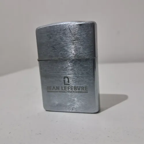 ISQUEIRO ZIPPO ANTIGO