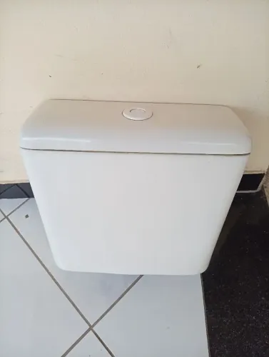 Vende-se esta caixa acoplada