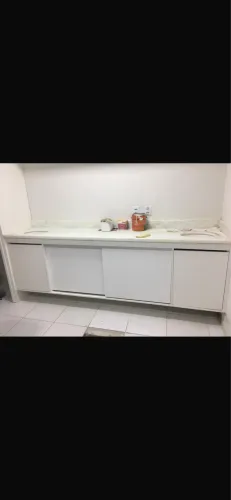 Vendo bancada de mármore com cubas de porcelana