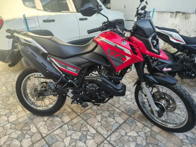 VENDE-SE - YAMAHA XTZ 150 CROSSER ED<br>