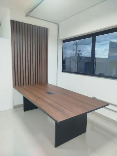  SALA DE REUNIÃO  MESA E PAINEL RIPADO***LEIA A DESCRIÇÃO***