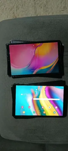 Tablet Samsung A 4. Vendo os dois por R$ 1200