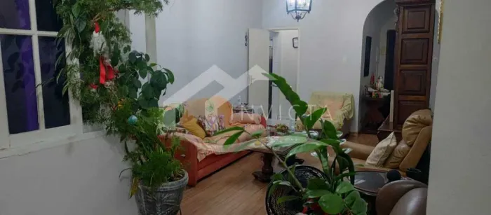 MARAVILHOSO SALA TRÊS QUARTOS NO POSTO 4 !!