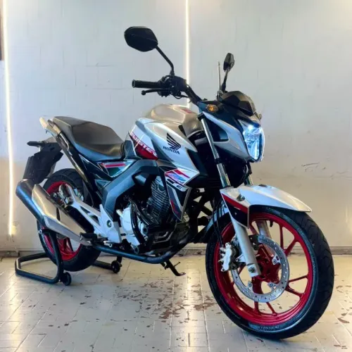HONDA | CB 250 F TWISTER | COR RARA