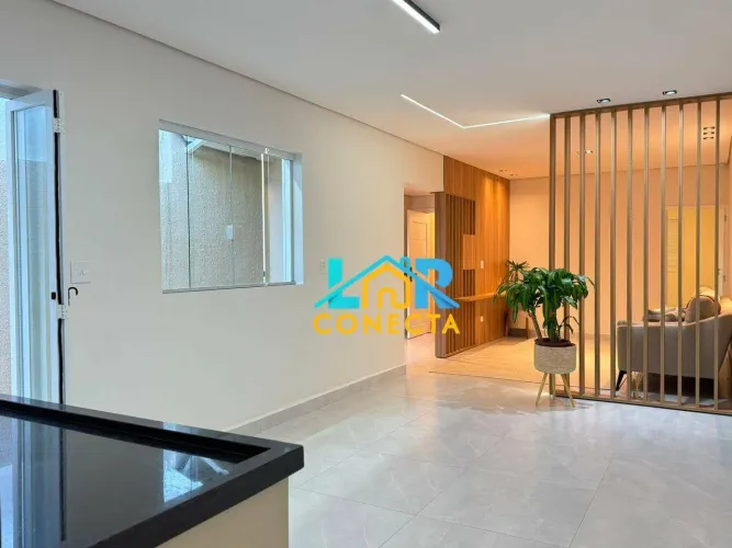 Casa com 3 dormitórios à venda, 120 m² por R$ 799.000,00 - Vila Guilhermina - Praia Grande