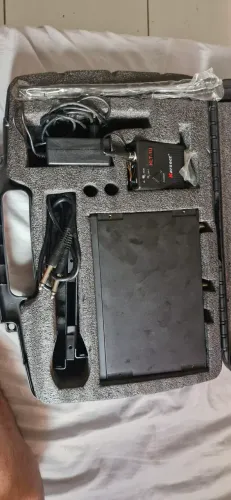 Sistema de Microfone Sem Fio UHF Karsect KRU-1 + Transmissor KLT-1U