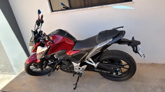 Cb twister 300 F