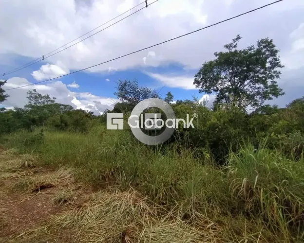 Fazenda/Sítio/Chácara em Montes Claros, no bairro Estância Real, à venda.