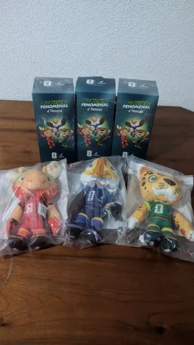 Mascotes Rexona , coleção completa os 3 por 250.