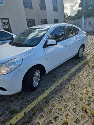 Nissan Versa SV 1.6 16V Flex Fuel 4P Mec. 2013