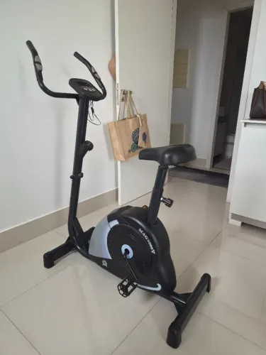 Bicicleta ergométrica Dream Fitness MAG 5000V
