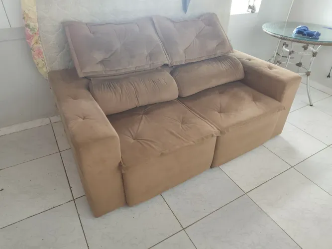 Sofá retratil e reclinável 3 lugares com mola 1,8