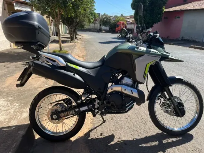 Boa oportunidade - Yamaha XTZ 250 Lander Connected 2025 - 25 mil km