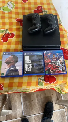 Vendo PS4 SLIM 1TB