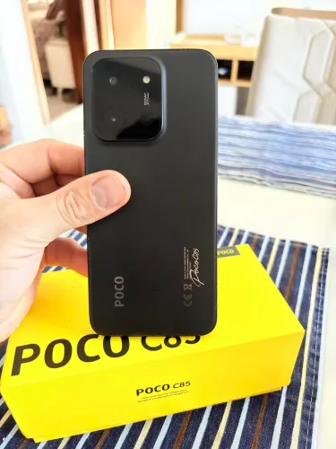 Celular POCO C85 seminovo