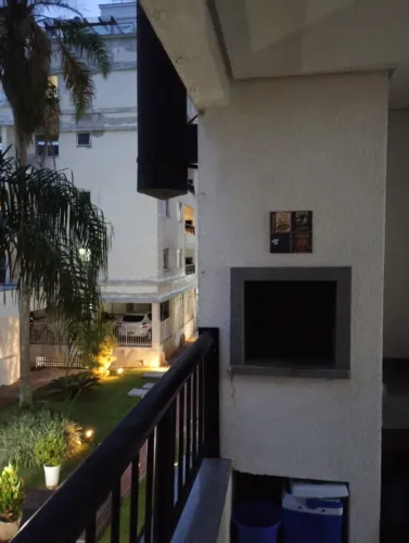Apartamento completo ao lado da Unisul na Pedra Branca, 1 quarto, 1 vaga de garagem