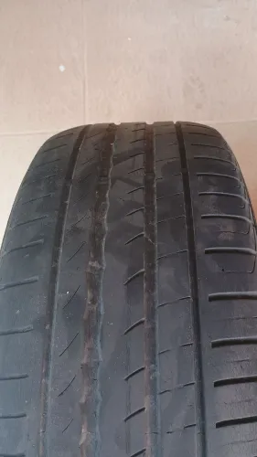Par de Pneus 17 Pirelli P7