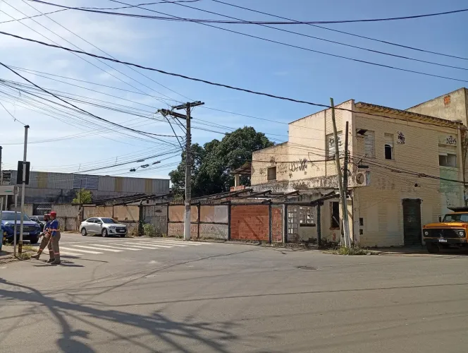 Excelente terreno 300m, esquina em Jardim América para vender