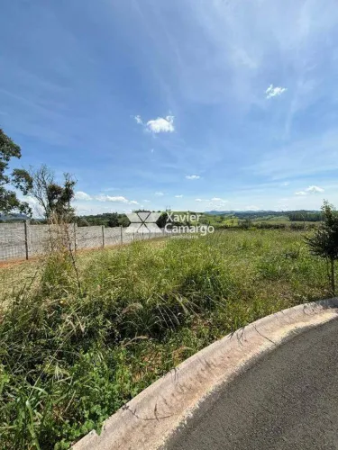 Terreno à venda com 383,92m² no Jardim das Laranjeiras - Corumbataí/SP