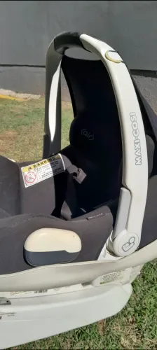 Bebê conforto Maxi Cosi com isofix