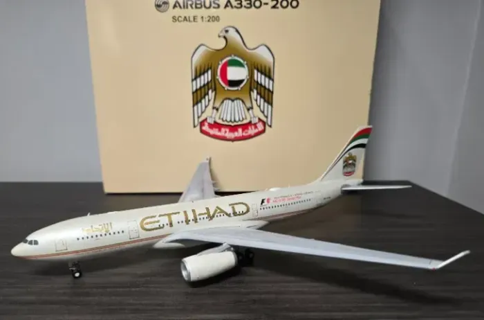 Airbus 330-200 Ethiad 1/200 Jcwing - Rarissimo