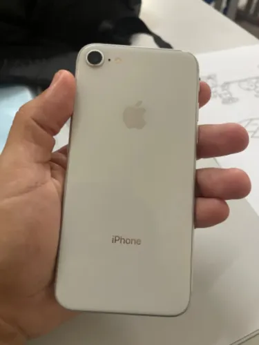 Vendo iPhone mini 8?