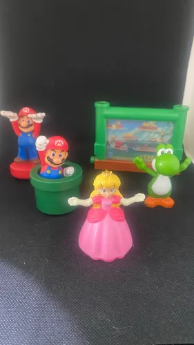 Bonecos Mário