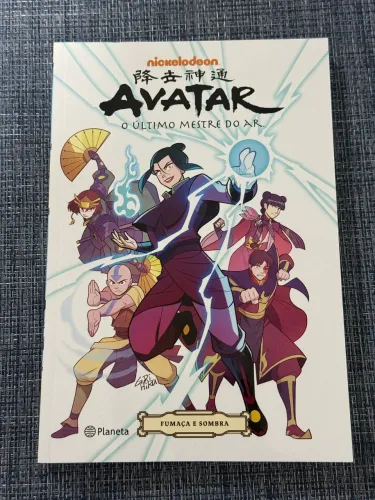 Livro HQ Avatar A lenda de Aang - Fumaça e Sombras (Completo)