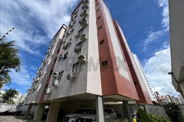 Imóvel em excelente localização de 71 m2- Ed. Bougaiville