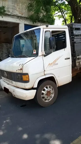 Mercedes-Benz 709 1992 - Graneleiro