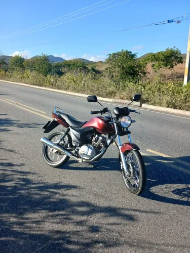 Moto conservada, toda revisada, freio adisco scud, aros fabrek , raiação inox