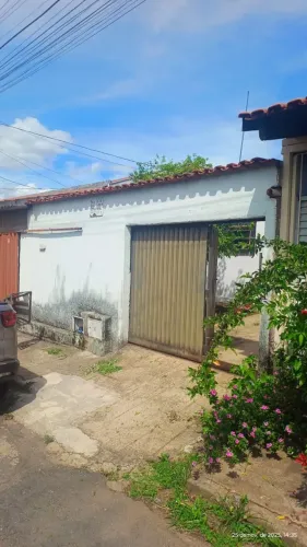 CASA 3 QUARTOS + BARRACÃO TOTALMENTE INDIVIDUAL OPORTUNIDADE ÚNICA PARA INVESTIDORES