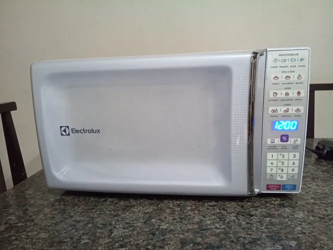 Microondas Electrolux 34L