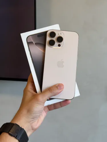 iPhone 16 Pro Max 256gb Desert Dourado Garantia 6 meses