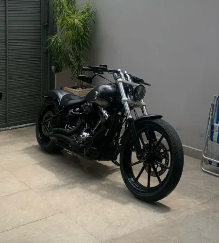 Harley-Davidson Softail Breakout Fxsb 2015