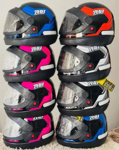 Capacete 788 na promoção 130 retirar